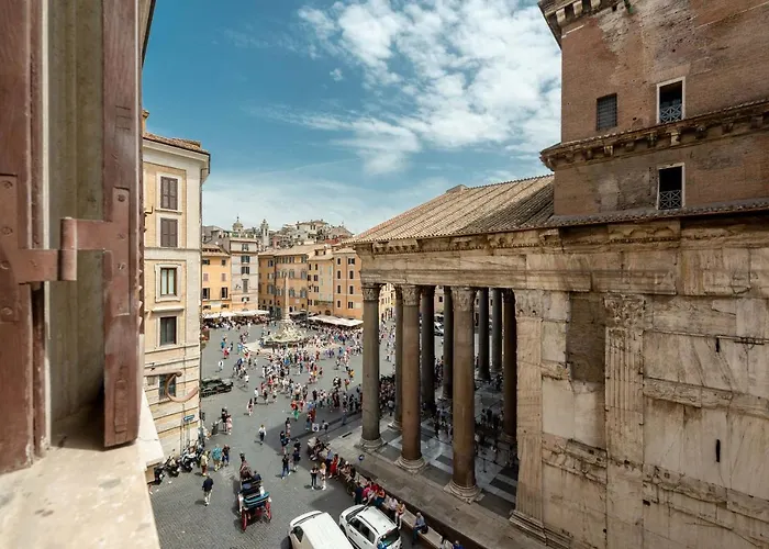 Rotonda 23 - Pantheon View