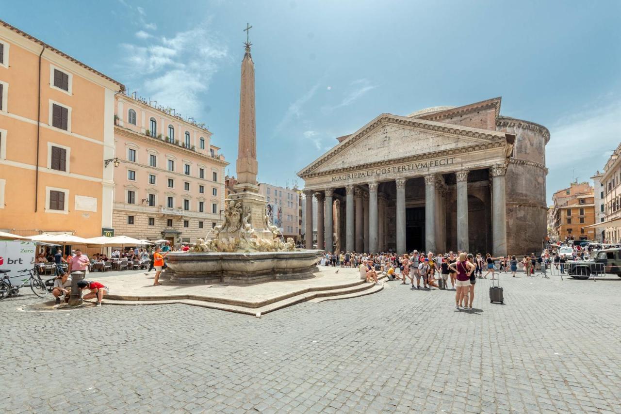 Rotonda 23 - Pantheon View