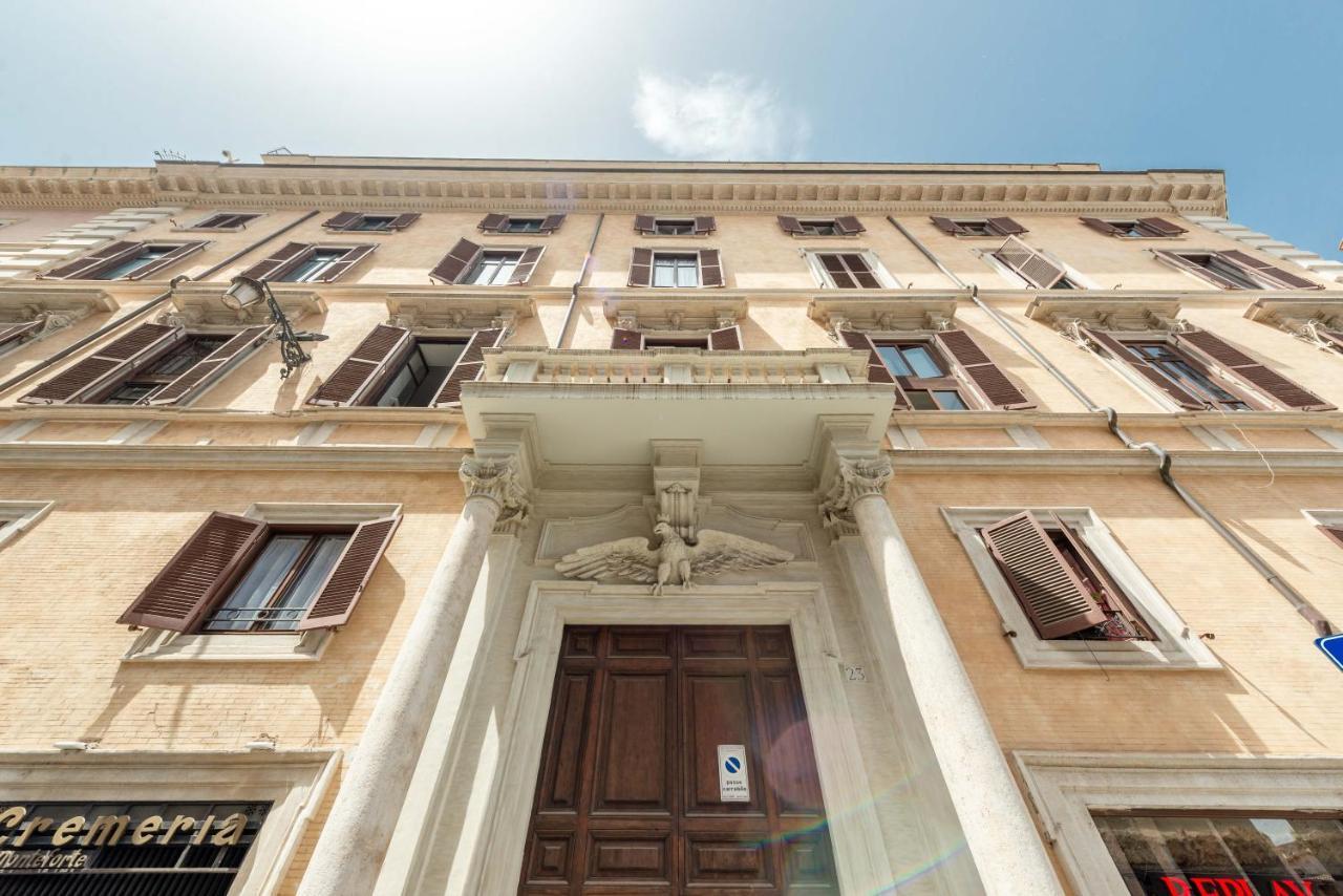Rotonda 23 - Pantheon View Apartment *